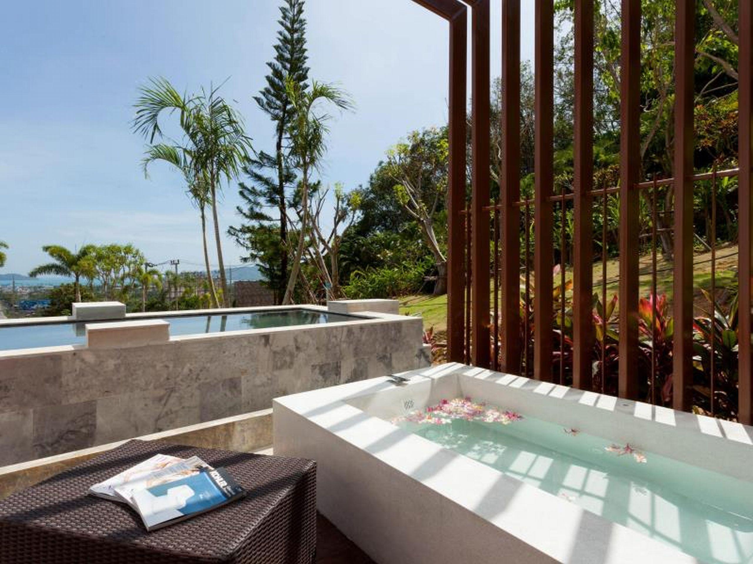 Chalong Chalet Resort Exterior photo