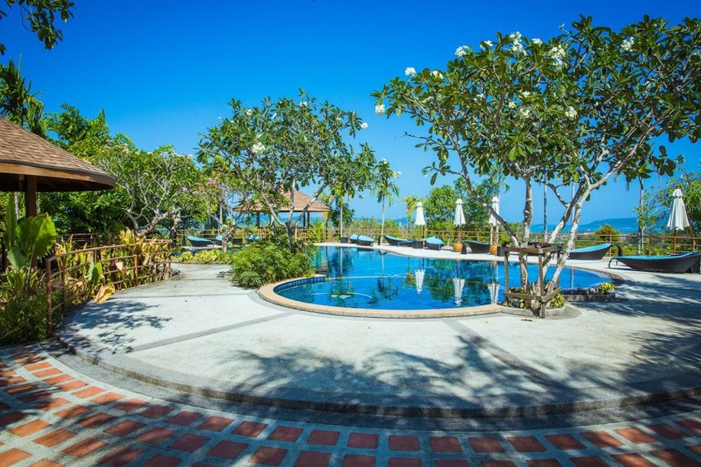 Chalong Chalet Resort Exterior photo